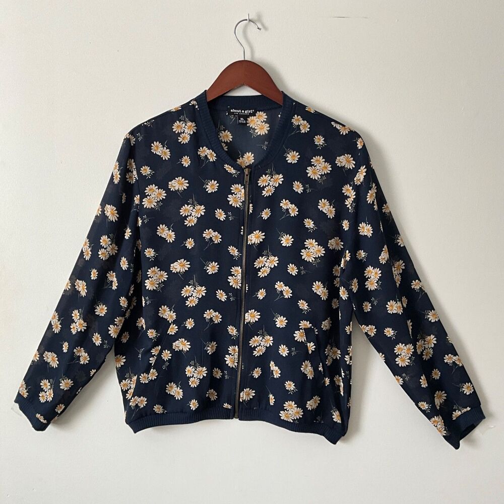 ABOUT A GIRL SHEER LONG SLEEVE ZIP FRONT DAISY JACKET XL
